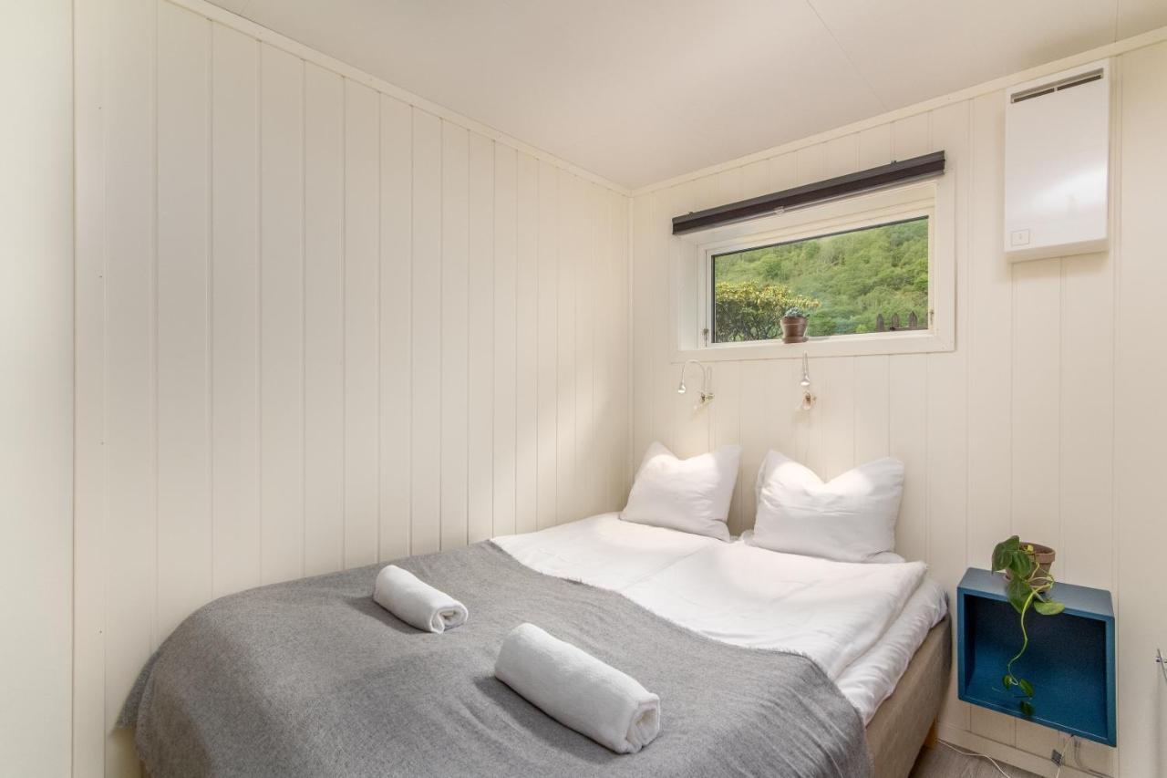 Spacious Two Bedroom Basement Apartment Flåm Esterno foto